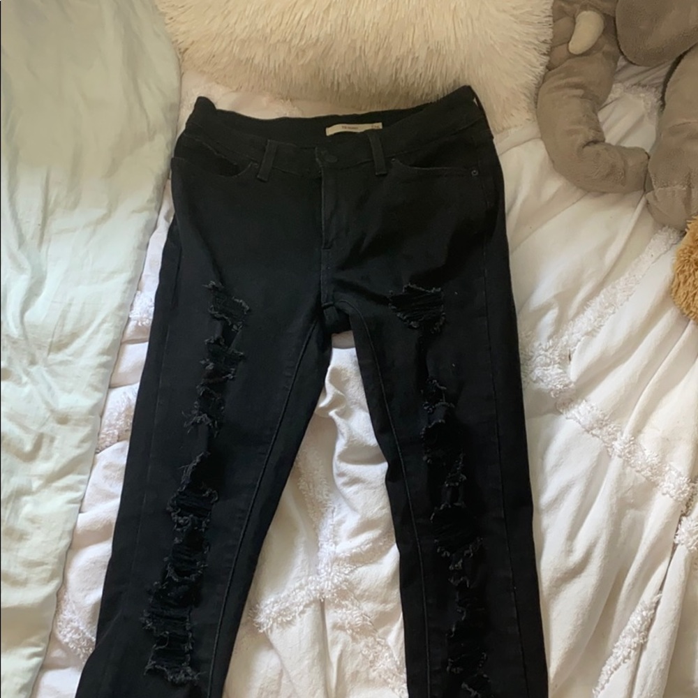 Super cute Levi jeans